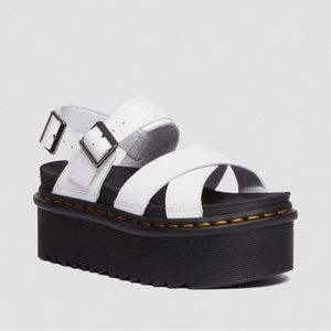 NIB Dr. Martens VOSS II ATHENA LEATHER STRAP PLATFORM SANDALS - SZ 9